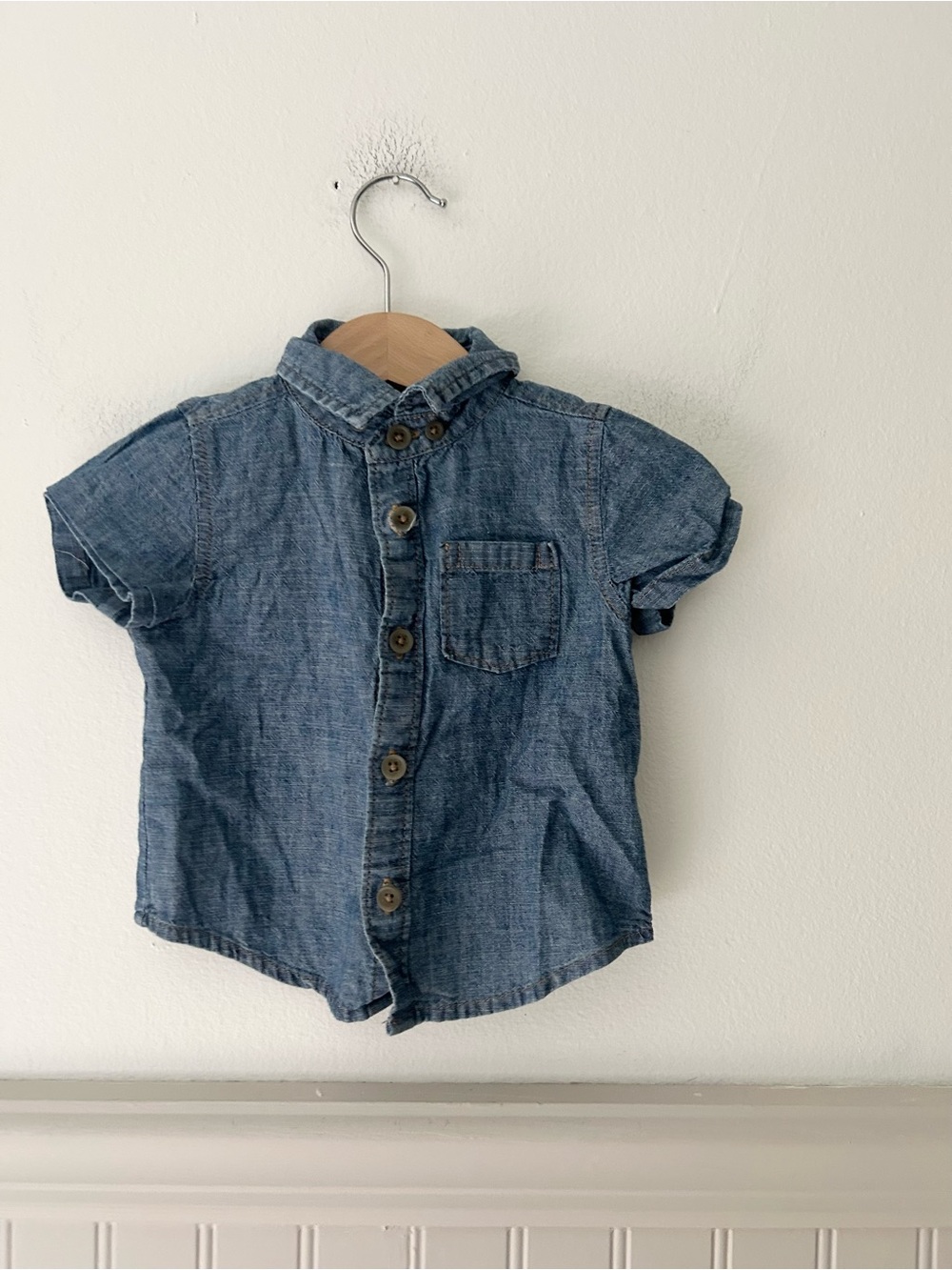 Old Navy Baby Chambray Button Down Shirt 3–6 Months Blue Cotton